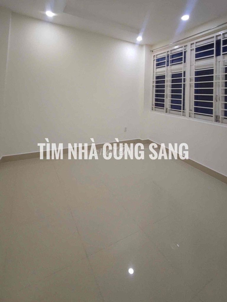 Five bedrooms plus four toilets cost only 14 million next to the city.