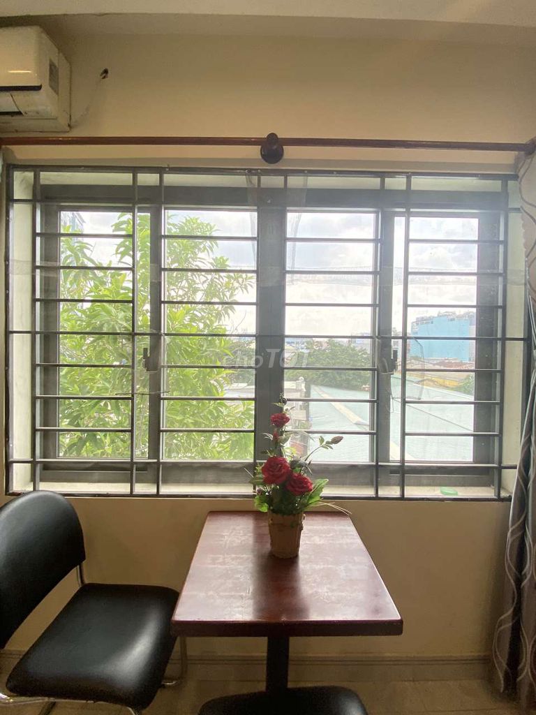 50% off the rent on the 7th District Service apartment.
