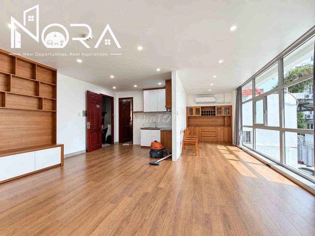 Open two bedrooms-full furniture five Ps from the airport, Q.tb