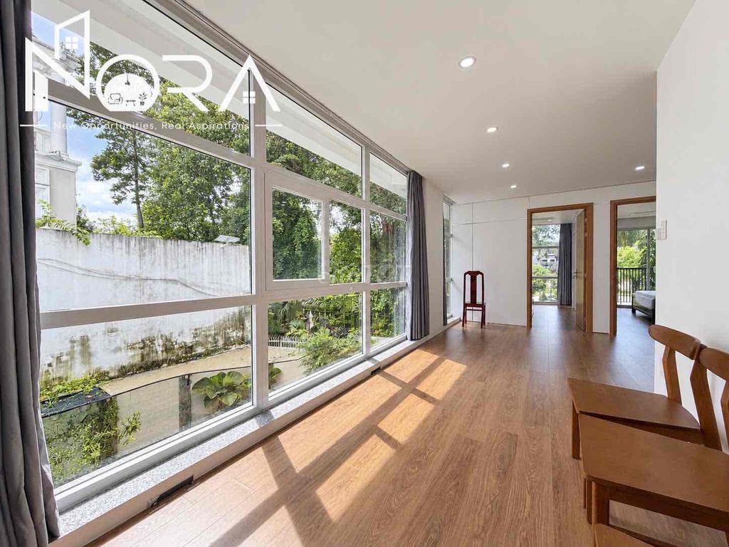 Open two bedrooms-full furniture five Ps from the airport, Q.tb