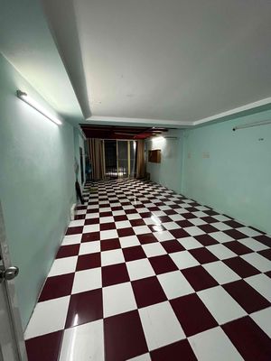 A student's room near the blue row.