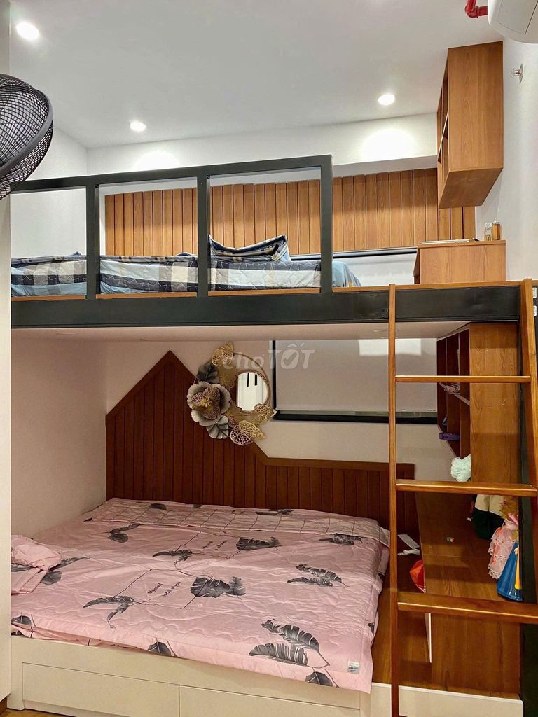 Rent the cityland parks-- two bedrooms, two toilets, full interior.