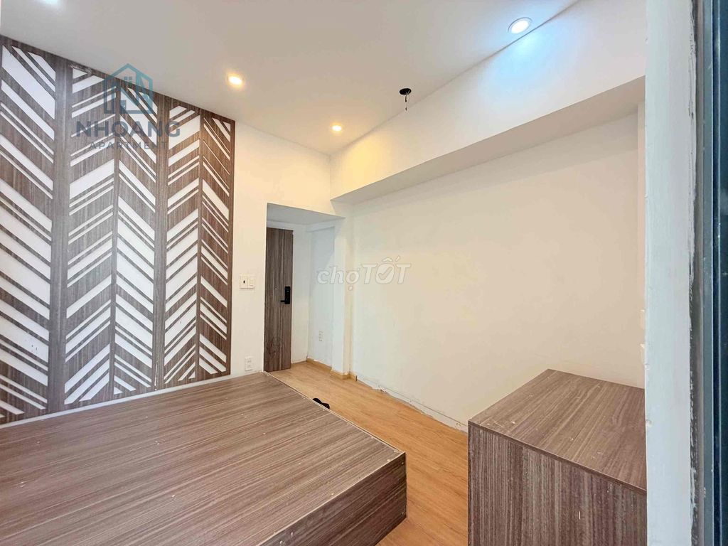 Rent a kitchen room - Balcon Right Window - Lang Cs County 1