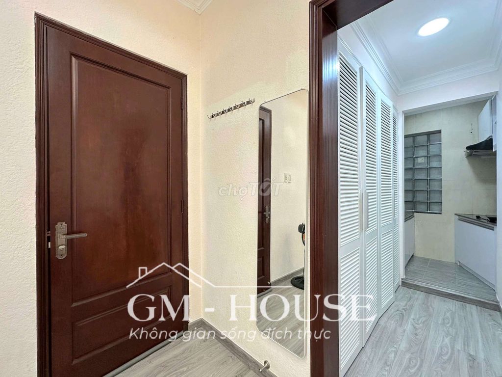 The apartment is 30 m2 senior in the 7th grade, Nguyễn Văn Thương.
