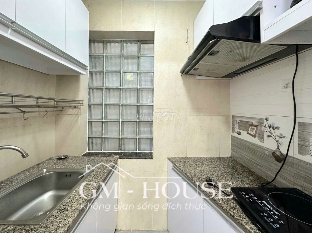 The apartment is 30 m2 senior in the 7th grade, Nguyễn Văn Thương.