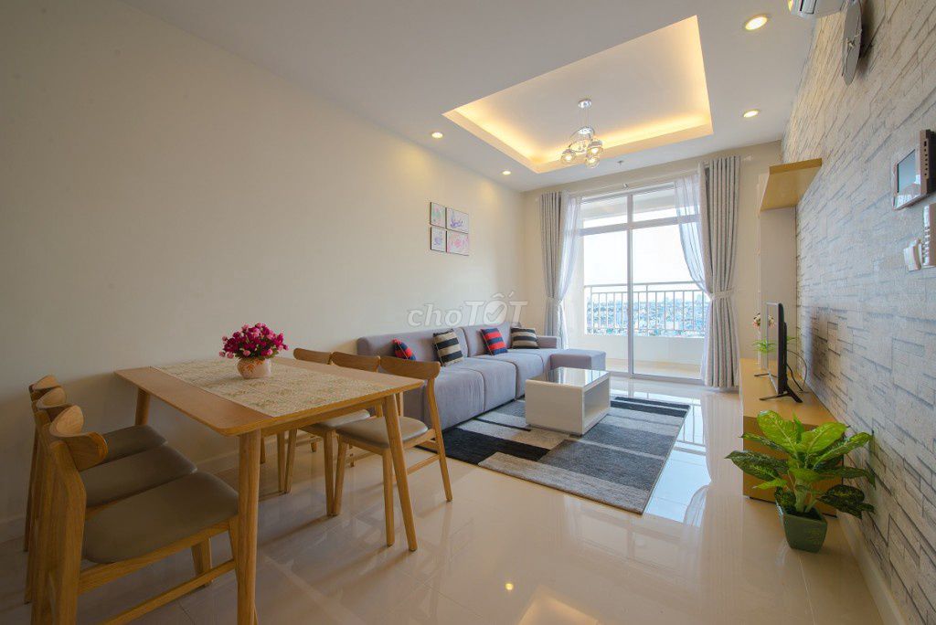 Rent an apartment in Lotus, 11th District, 110 meters, 3 bedrooms, 14 million.