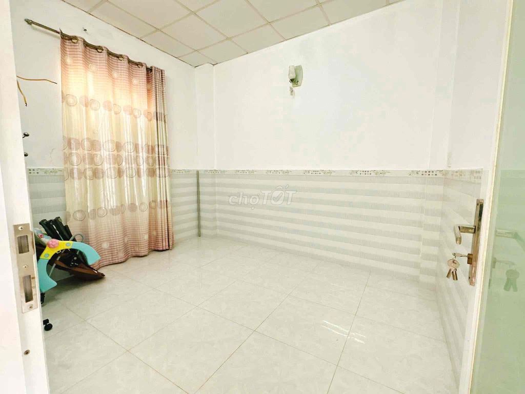 Bạch Đằng, Bình Thạnh - two bedrooms are 9.5 million a month.