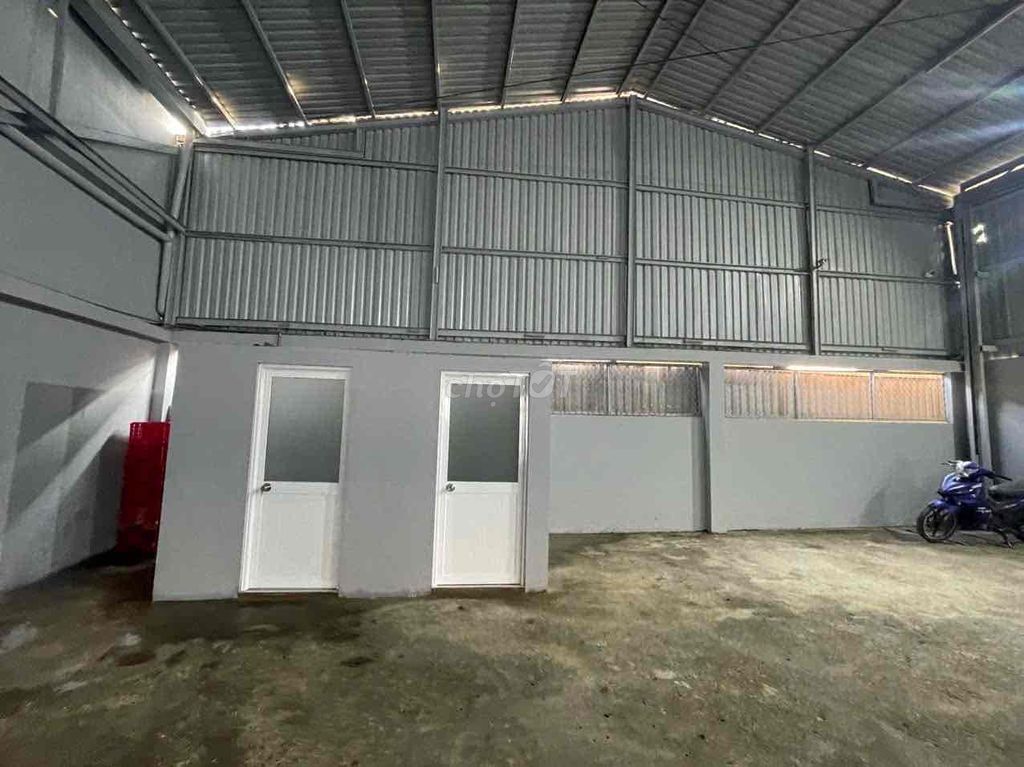 We'll rent the vault 12 x 18 X 18 Aft Car. 1 Tô Ngọc Vân-5*15 Gò Vấp