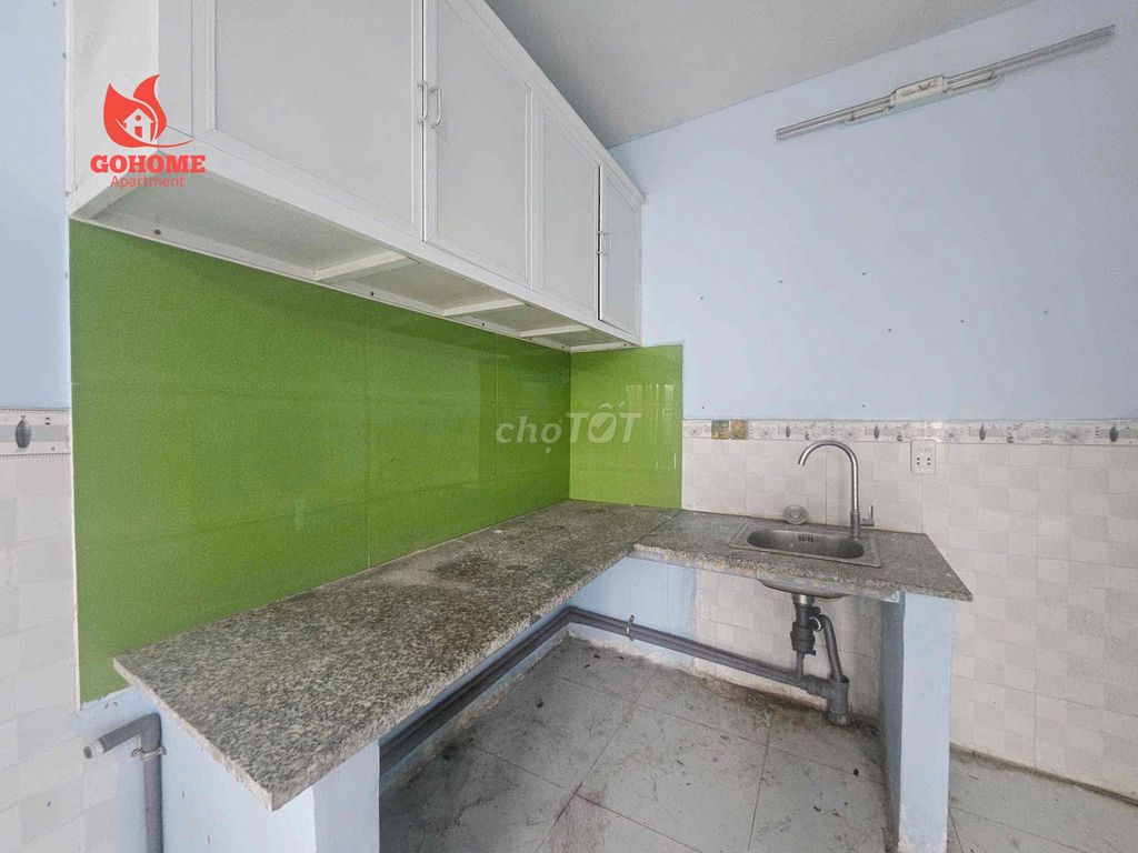 First floor, first floor. Two bedrooms. Two bathrooms.