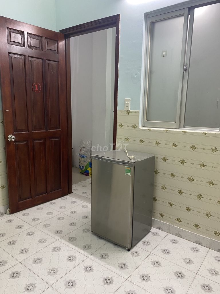Rent room near the University of Hinón