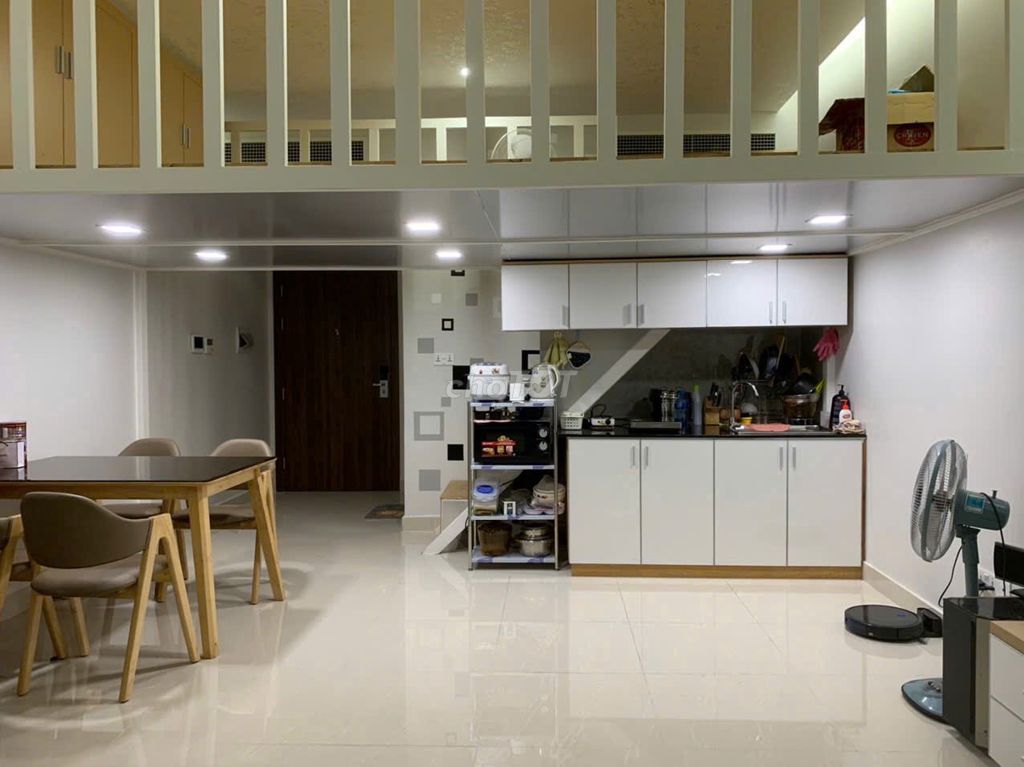 Rent Golden King 37 m2 offices. One bedroom costs 12 million in the United States of Seven.