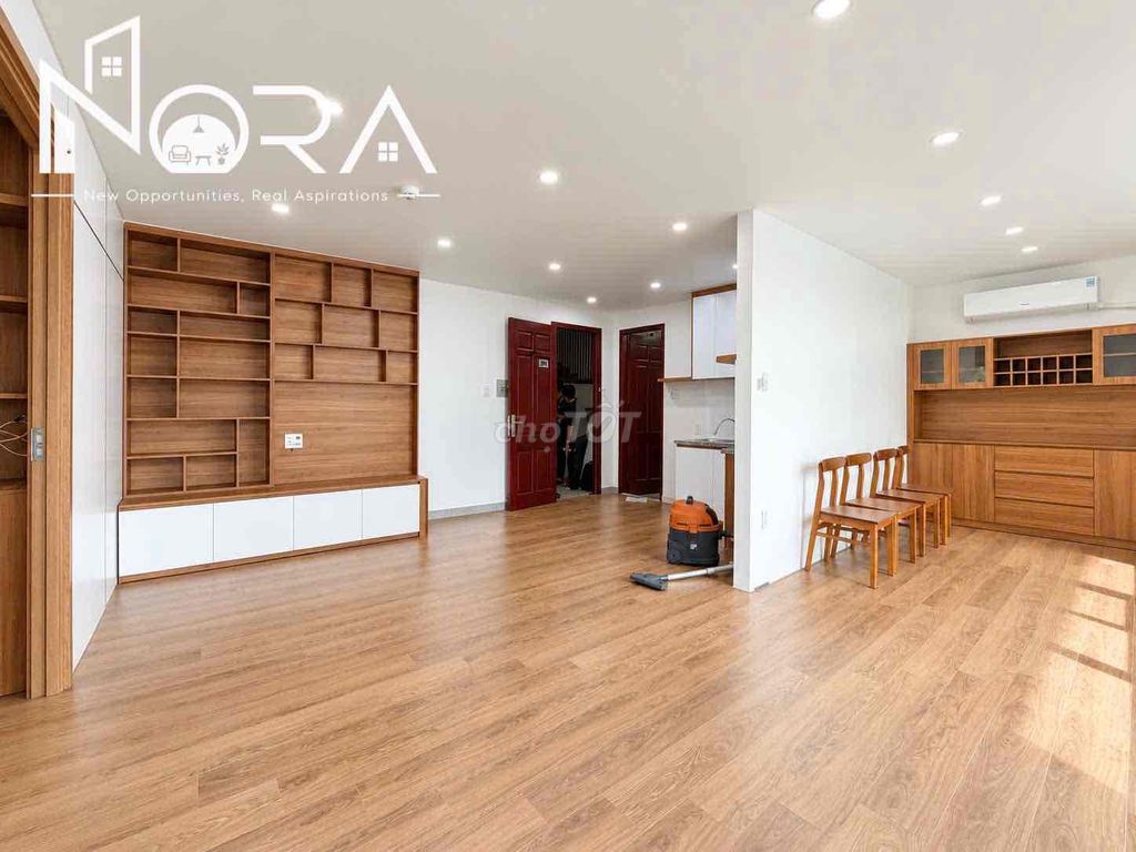 Near the airport - two bedrooms full of new 100 meters of furniture
