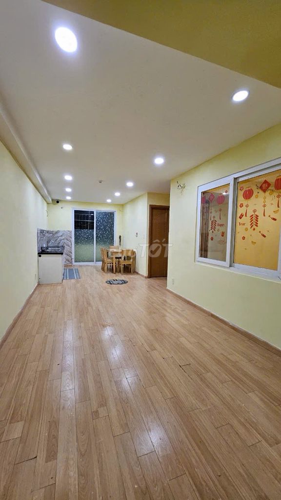 Need to rent apartment 0-6.