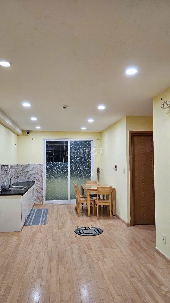 Need to rent apartment 0-6.