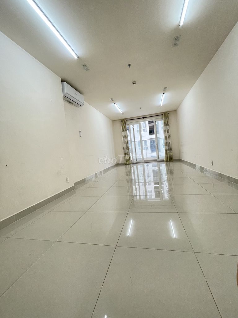 Sky Center apartment - 36 m2 at 9.5 million, 80 m2/2 bedrooms cost 17 million
