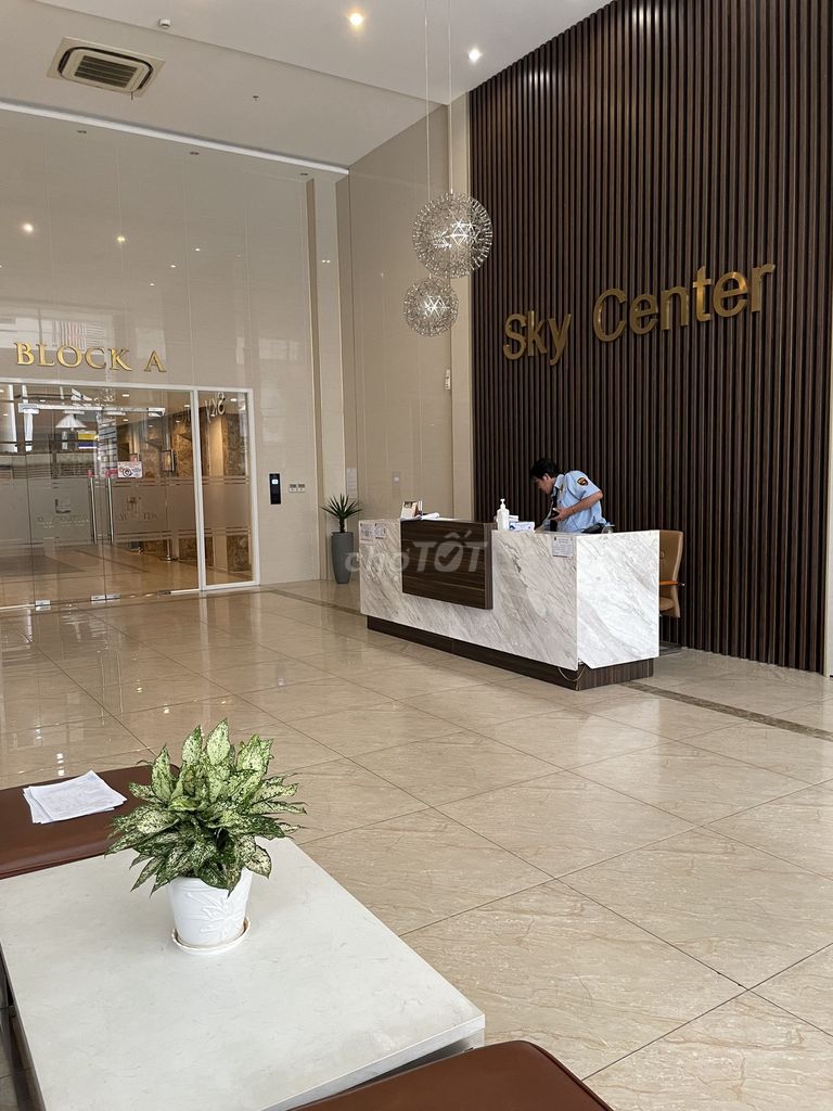 Sky Center apartment - 36 m2 at 9.5 million, 80 m2/2 bedrooms cost 17 million