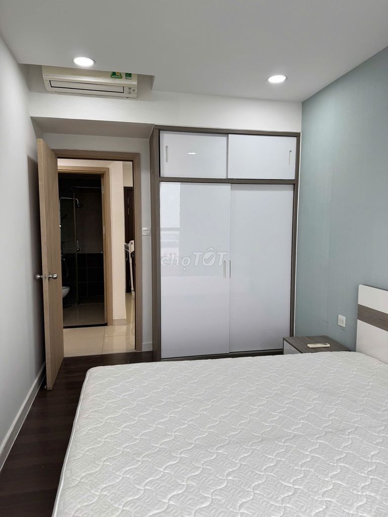 The Sun Avenue rents two bedrooms full of furniture for 19 million a month.