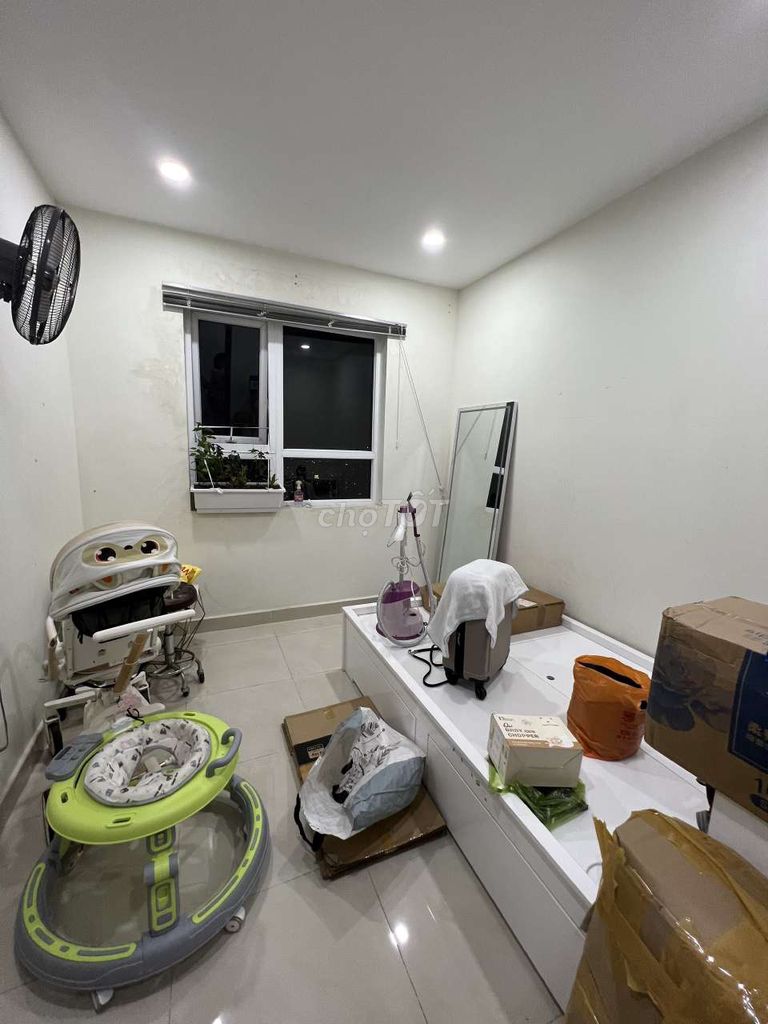 Rent 3 bedrooms 2 Topaz Elite Full Q0 toilets