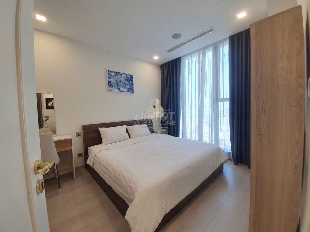 The owner of the House is the only room in the chamber of Yongomes Ba Son, the good price