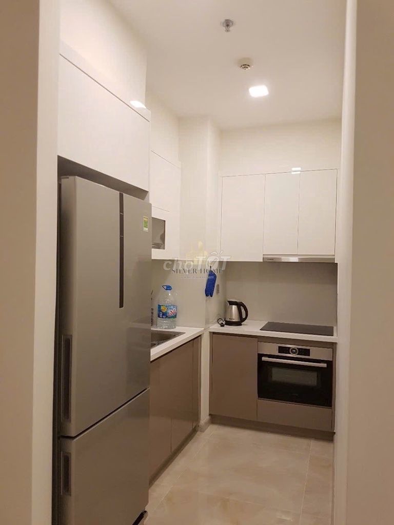 The owner of the House is the only room in the chamber of Yongomes Ba Son, the good price