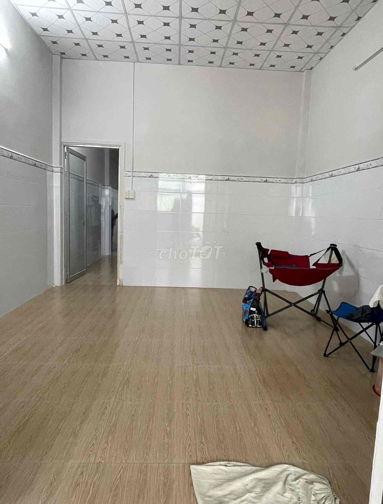 - 2 bedroom 2 toilet - alley 4 M