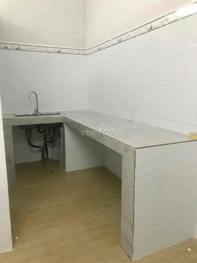 - 2 bedroom 2 toilet - alley 4 M