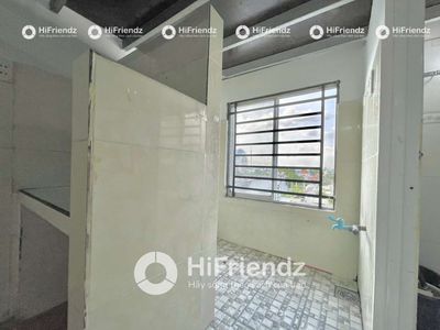 2 X-way hotels, open wide window windows, Trần Văn Giàu out of 10