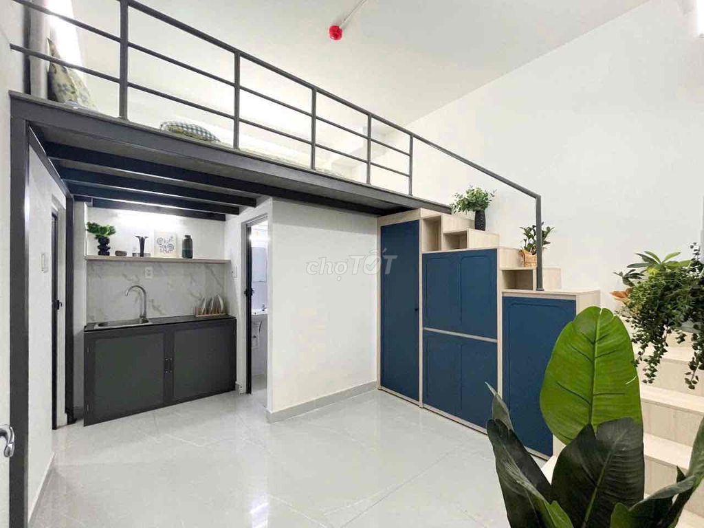 Three minutes to the sea — the Dương Quảng Hàm owner’s empty room!