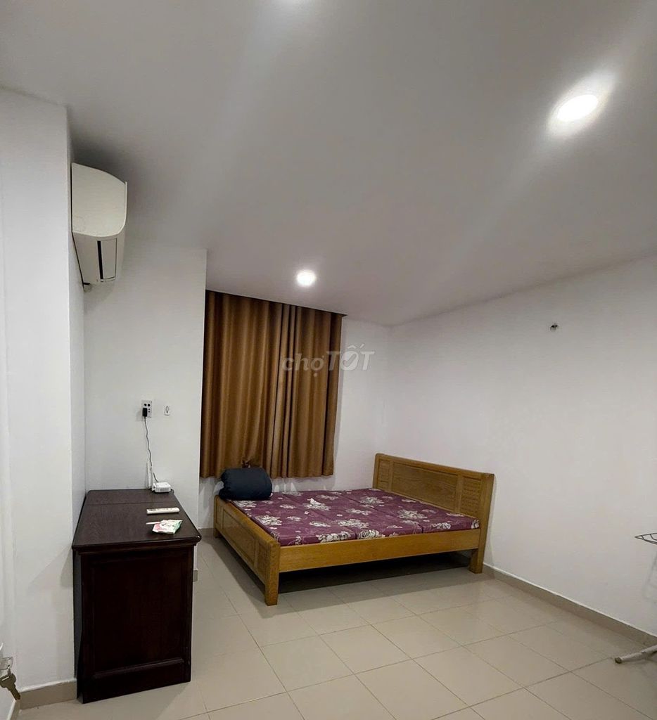 Rent Screc Tower District 3-- 60 M2 -- a full interior bedroom-- 10 million a month.