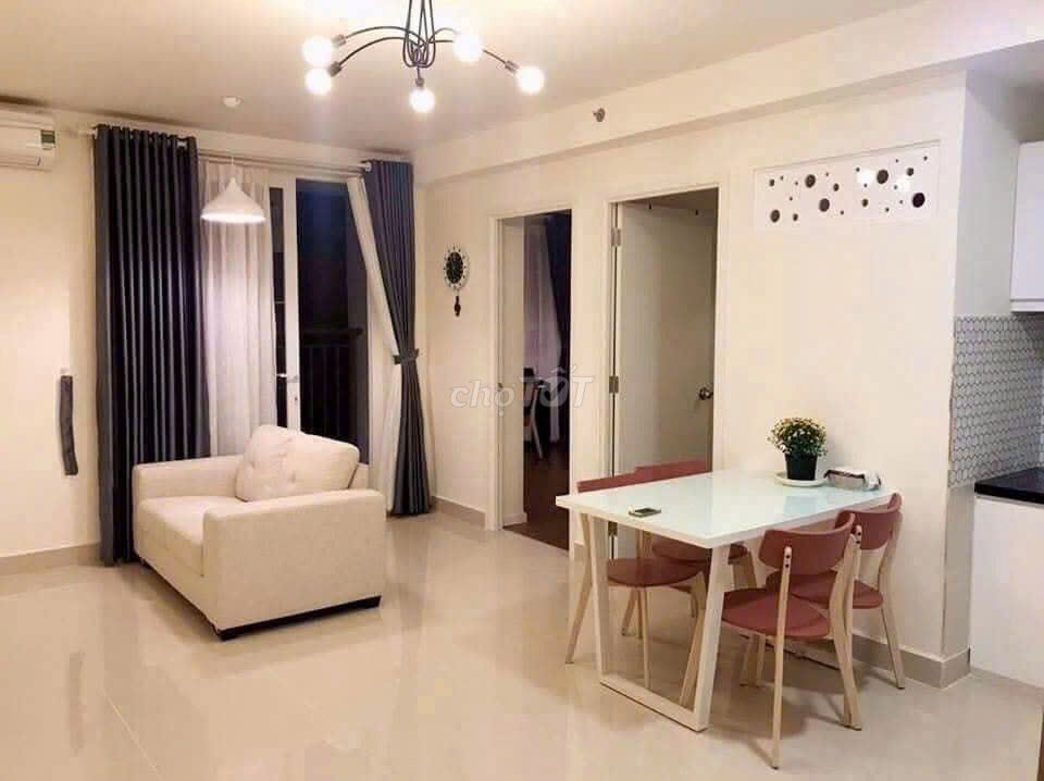 The 1st bedroom costs 8 million M2 at The Park Residence.