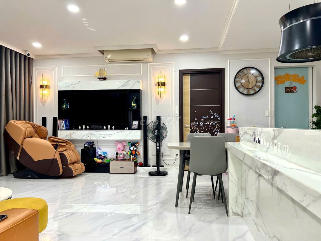 Rent Lữ Gia Plaza 200 M2 - 4 separate rooms - suitable