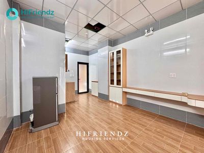 massive decline studio full interior balcony biz Mall - available
