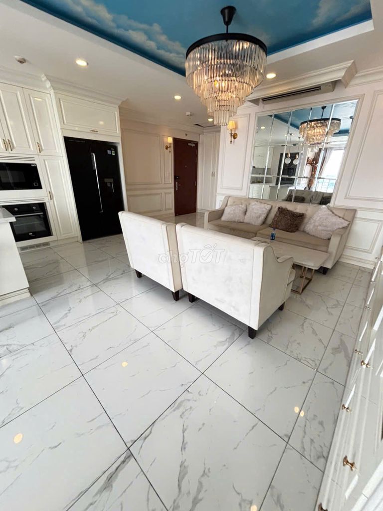 Rent the two bedrooms at the largest area of 117 feet.