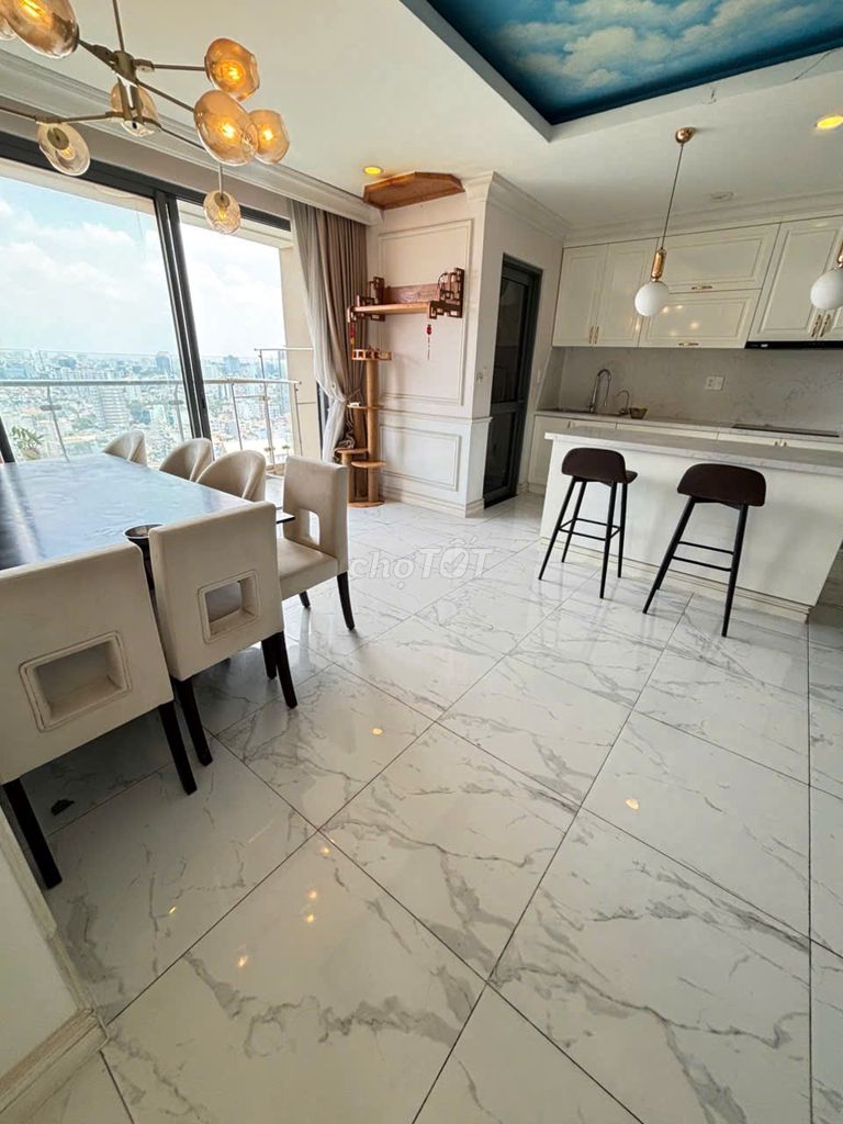 Rent the two bedrooms at the largest area of 117 feet.