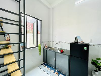 New attic - full sky windows - near industrial college