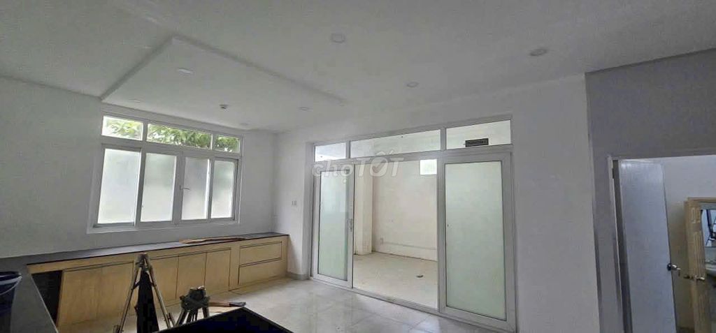 Villa 6 Bedrooms FORRet very good rent Villa For Rent D7