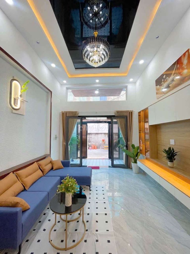 Rent 4 X17 M 3 3 floors plus 4 new toilets 100% Y-shaped Hxt Lê Trọng Tấn