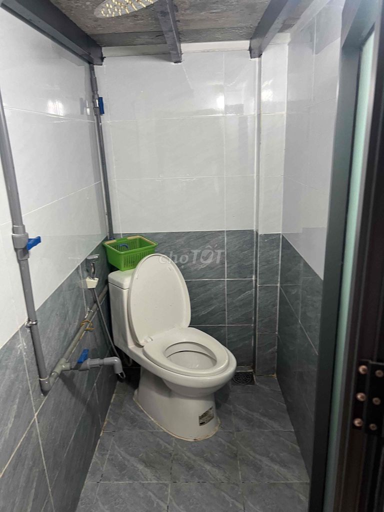 Bà Điểm hotel, room Bà Điểm!