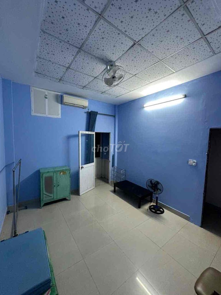chill's room for people who like it