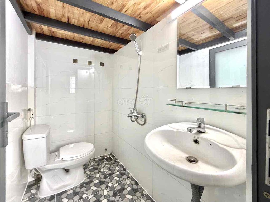 The new room is right here in Yang.
