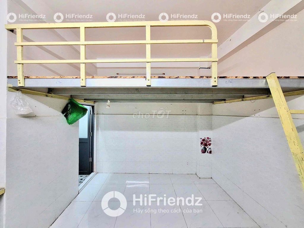 student room - near huit - elevator furniture