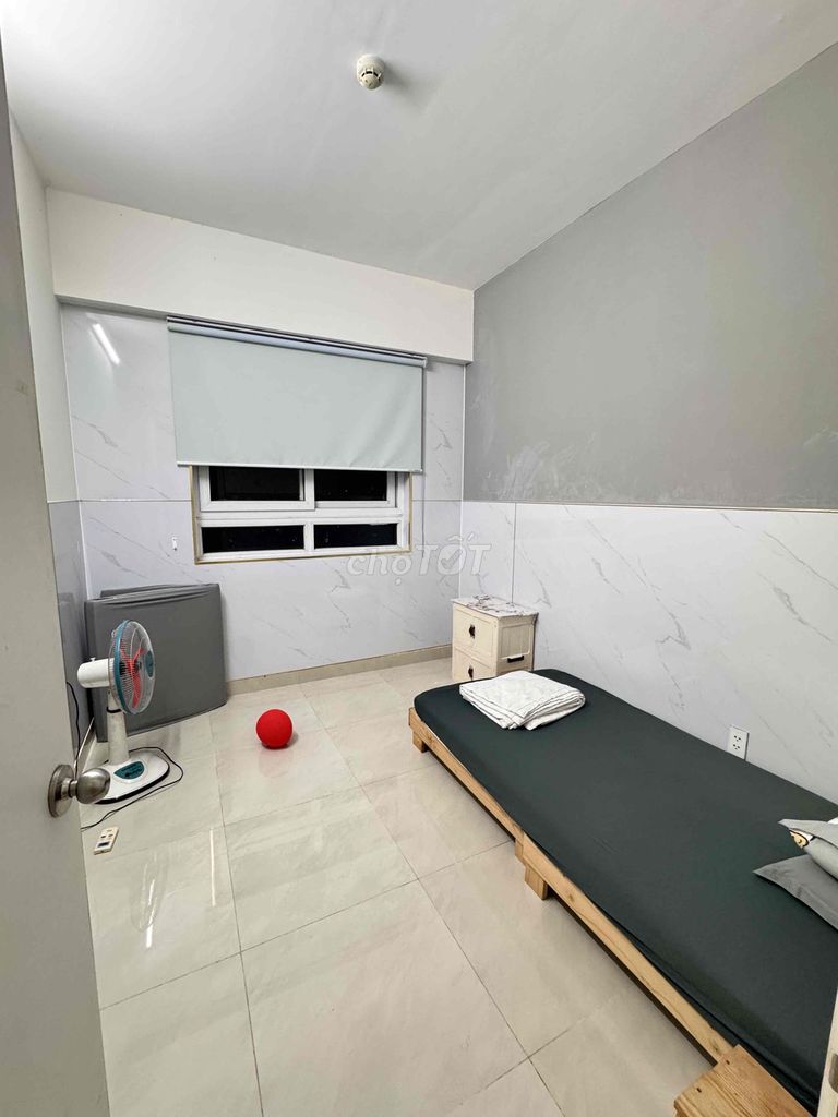 The topazhome 2, 3 bedrooms are ready for air conditioning at 7 million a month.