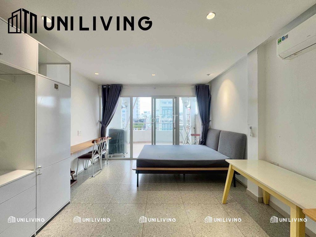 The D2 Grand Street Room has interiors, big balconys, private washing machines.