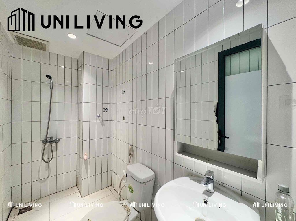 The D2 Grand Street Room has interiors, big balconys, private washing machines.