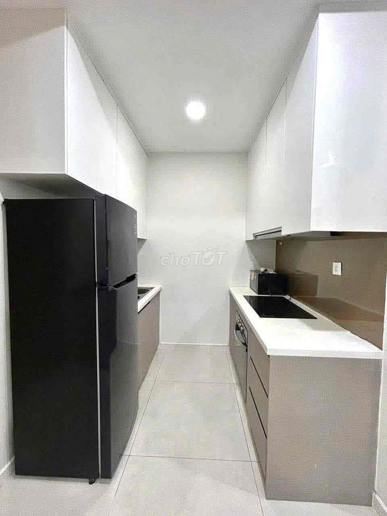 Rent immediately - Carillon 5 - 11 million a month