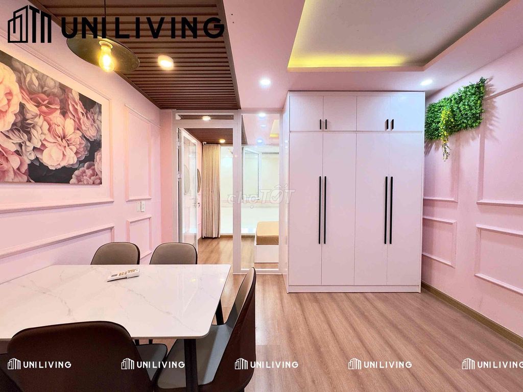 Rent the apartment. It's more than 30 M2 near blue.