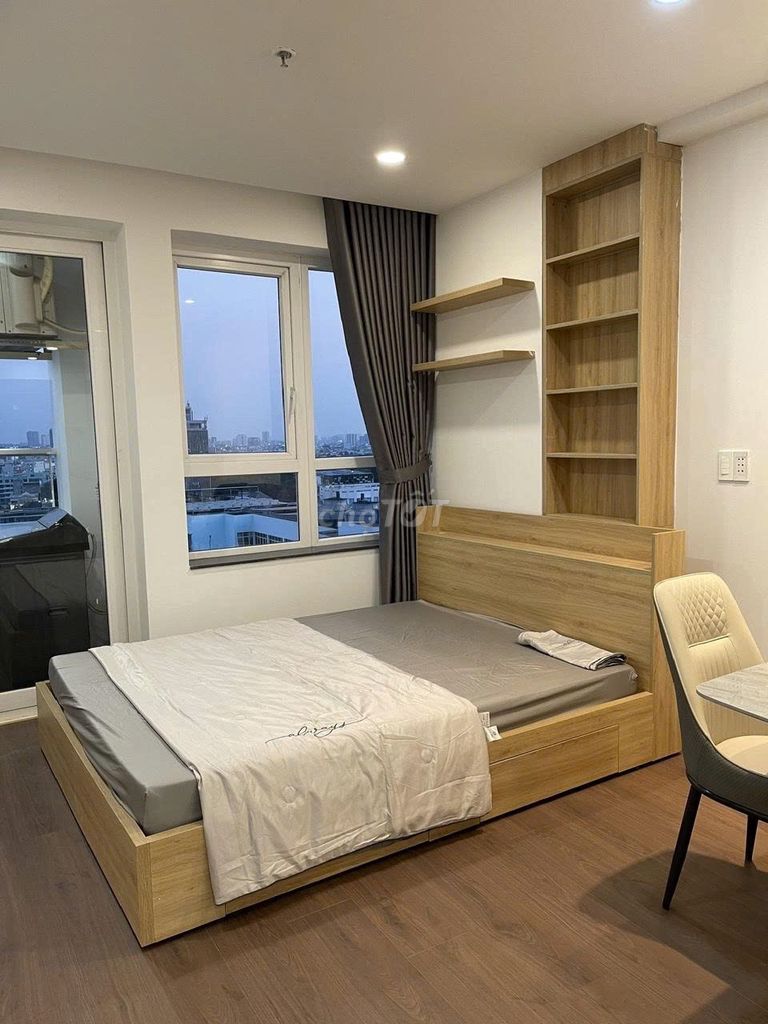 Rent the Officetell apartment, Sky Center, 36 m2, the empty house, for 10 million a month.