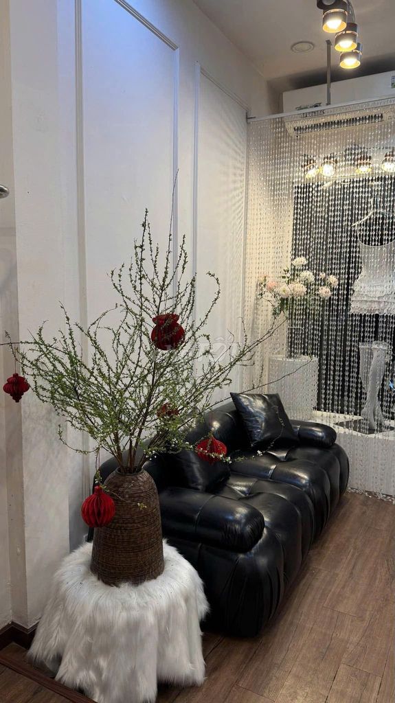 Rent one Nguyễn Đình Chính, 017 15, Q. Bedroom, 22 million.
