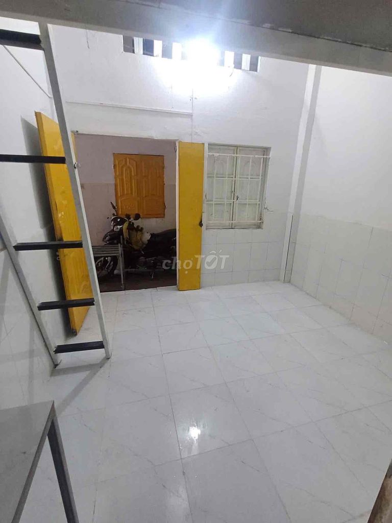 Rent room with a guard-- Ngô Chí Quốc, Thủ Đức