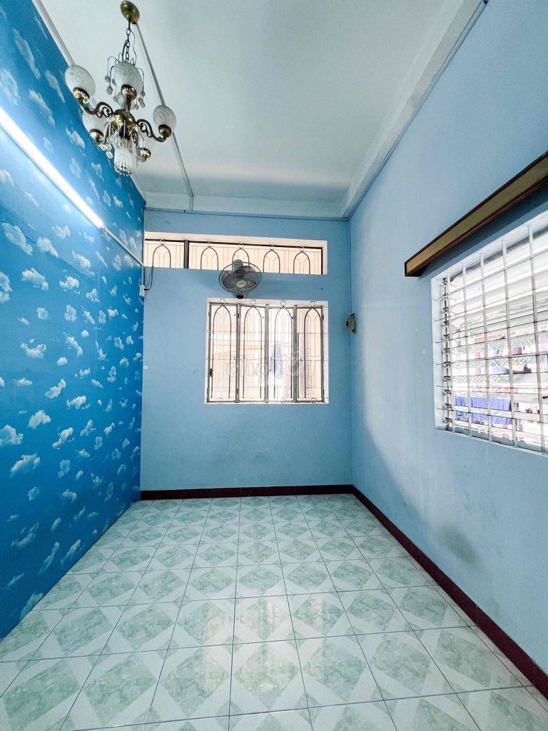 Small Studio , to drink tea right near the airport,vhu, hiuit